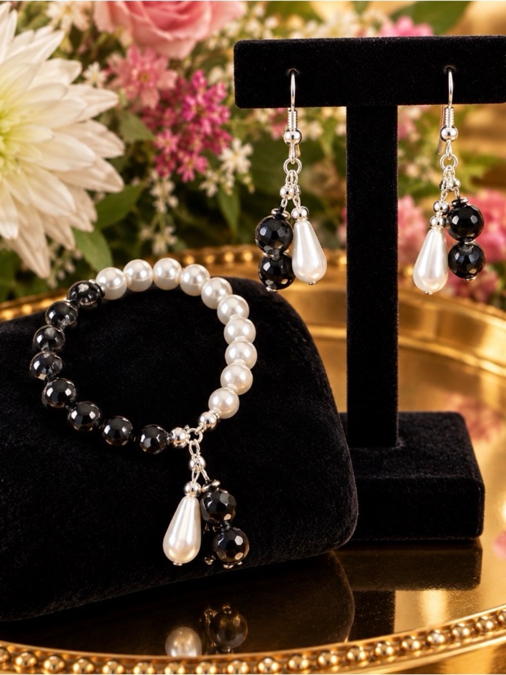 Black and White Pearl Bead Bracelet with Matching Earrings- Handcrafted